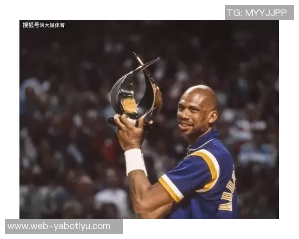 湖人队史五大传奇球员解析:魔术师贾巴尔韦斯特科比詹姆斯的辉煌岁月 湖人队史五大传奇球员解析:魔术师贾巴尔韦斯特科比詹姆斯的辉煌岁月