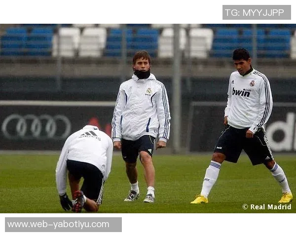 卡纳莱斯回忆皇马岁月:孤独与泪水交织的崩溃时光 卡纳莱斯回忆皇马岁月:孤独与泪水交织的崩溃时光