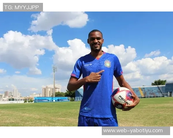 德转公布U18后卫身价榜库巴西以8000万遥遥领先莱奥尼紧随其后